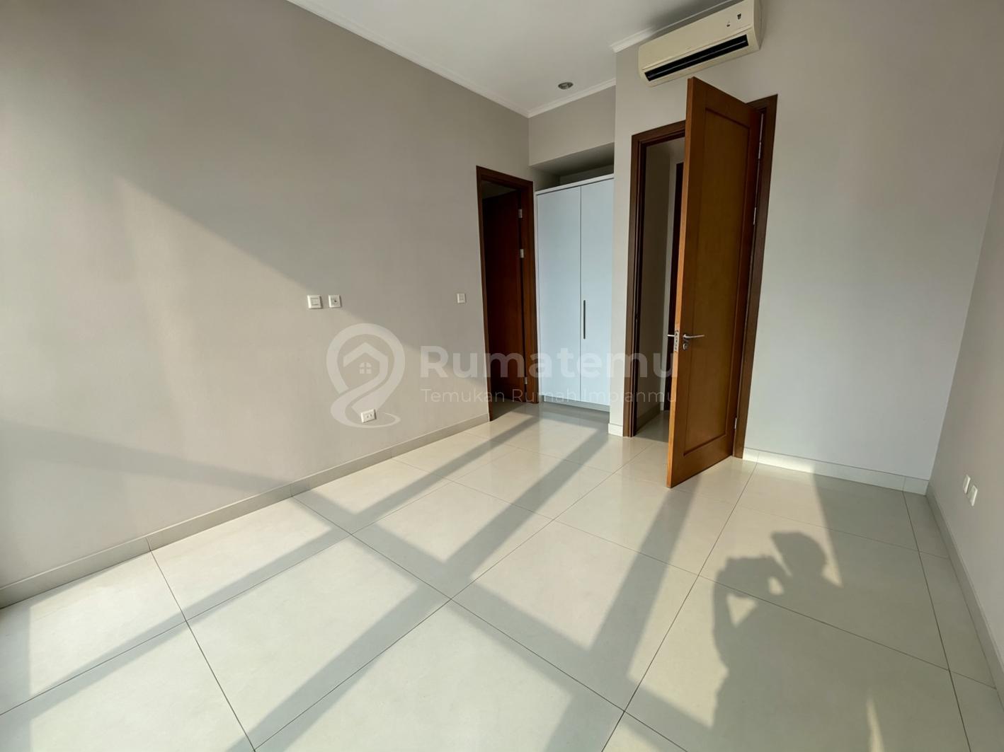 Dijual 3+1BR City Harga Terspecial di Taman Anggrek Residences