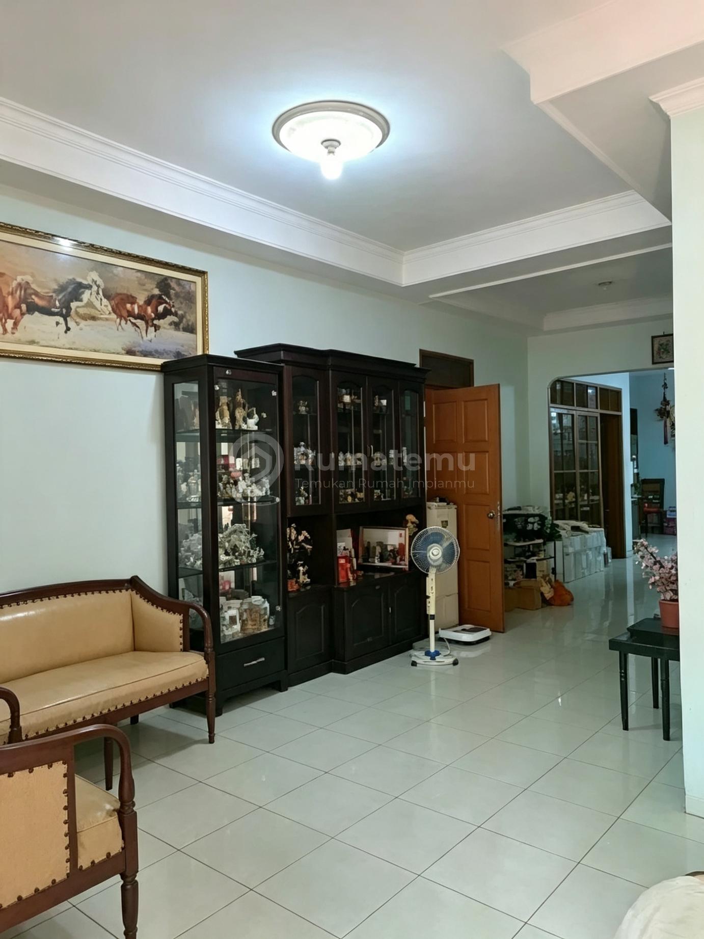Rumah 2 Lantai.harga Murah Siap Huni