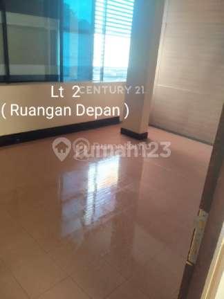 Ruko Hook 3 Lantai di Cempaka Putih Lokasi Strategis