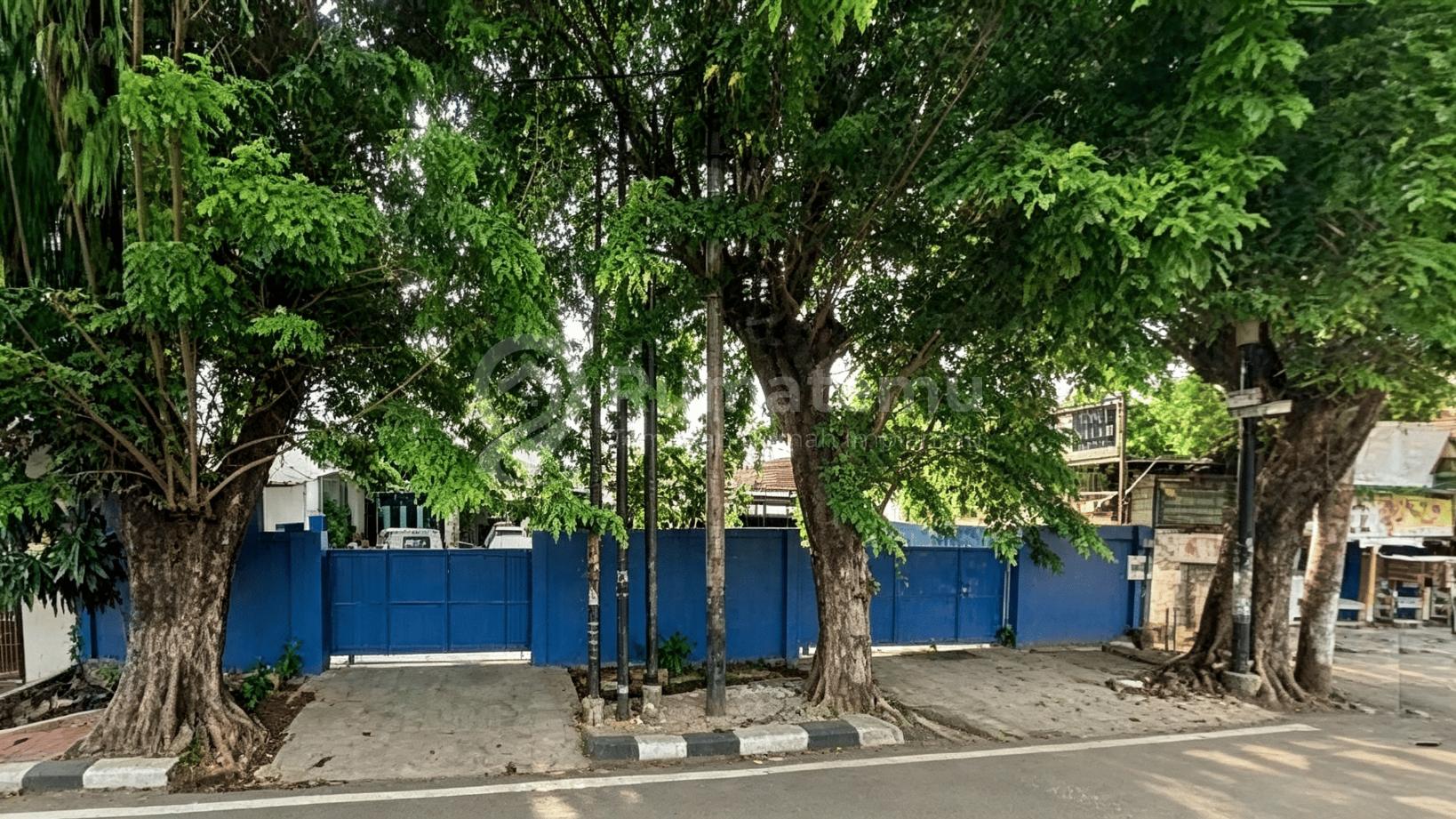 Sewa ruko bisa untuk gudang dan tempar usaha1 lantai luas, Kebayoran Lama Utara
