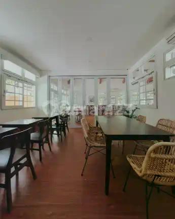 Rumah Model Cafe Full Atas Bawah di Area Premium Pondok Indah
