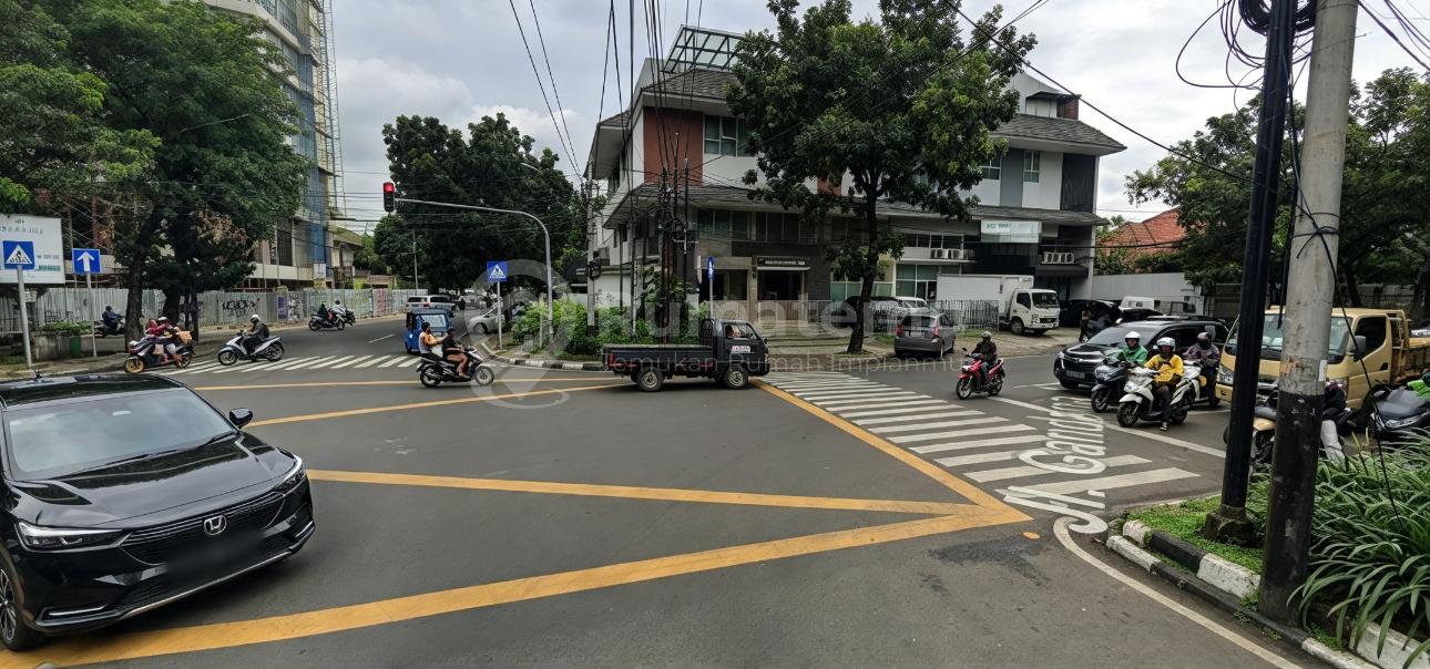 Disewakan Ruko 4 Lantai Gandaria Kebayoran Baru Jakarta Selatan - Lokasi Strategis Premium Siap Pakai
