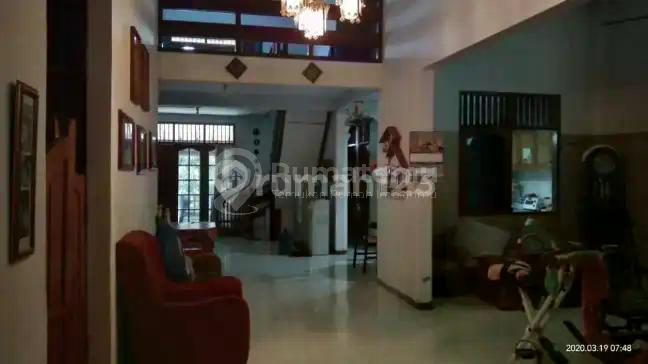 Dijual Cepat! Rumah Tinggal di Beji Timur, Depok