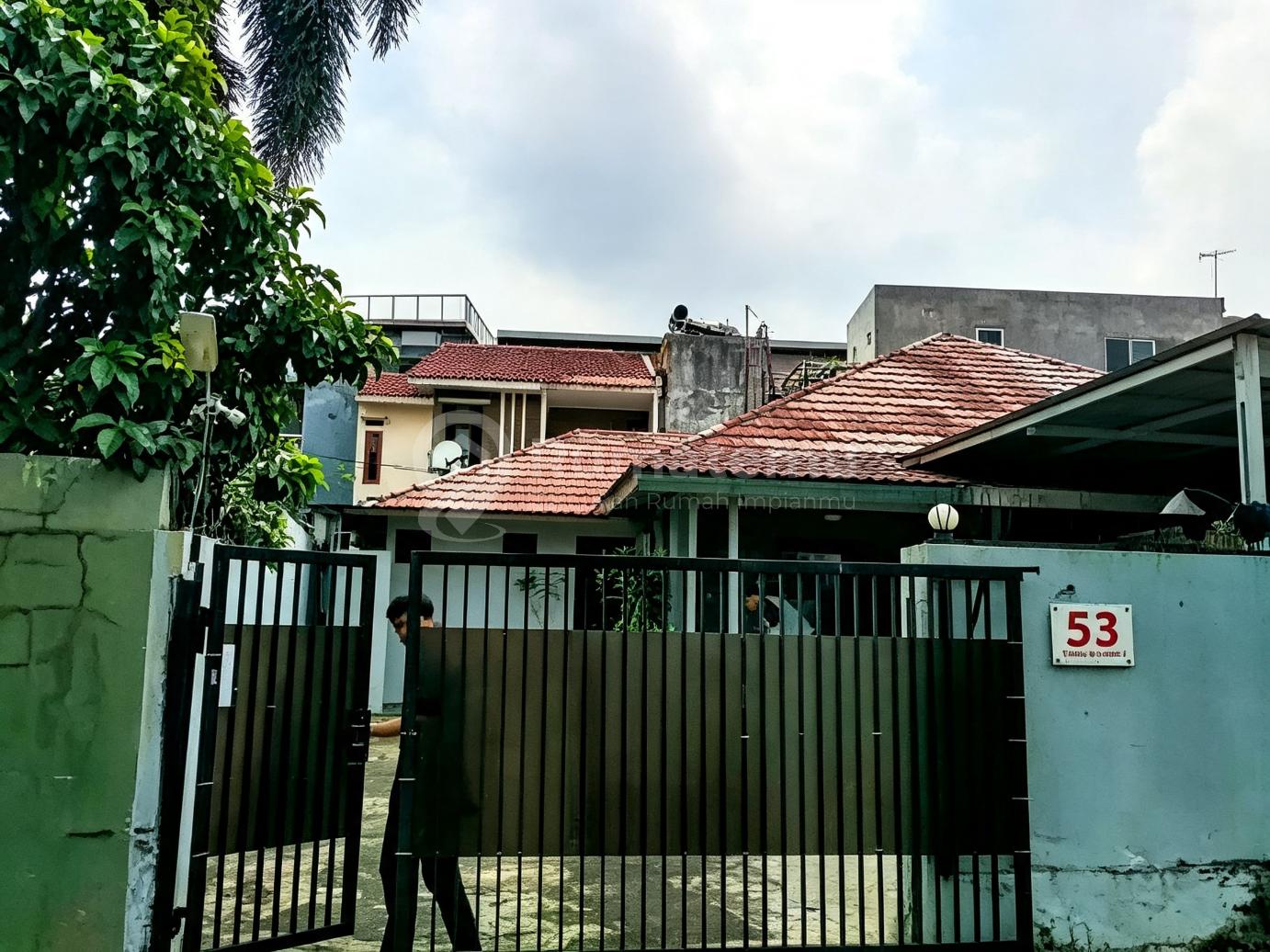 Dijual 2 Bangunan Dan Tanah Kosong D Jl H.salim Radio Dalam Jakarta Selatan