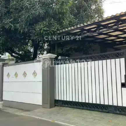 Rumah Mewah dan Nyaman di Kawasan Strategis Bangka - Kemang