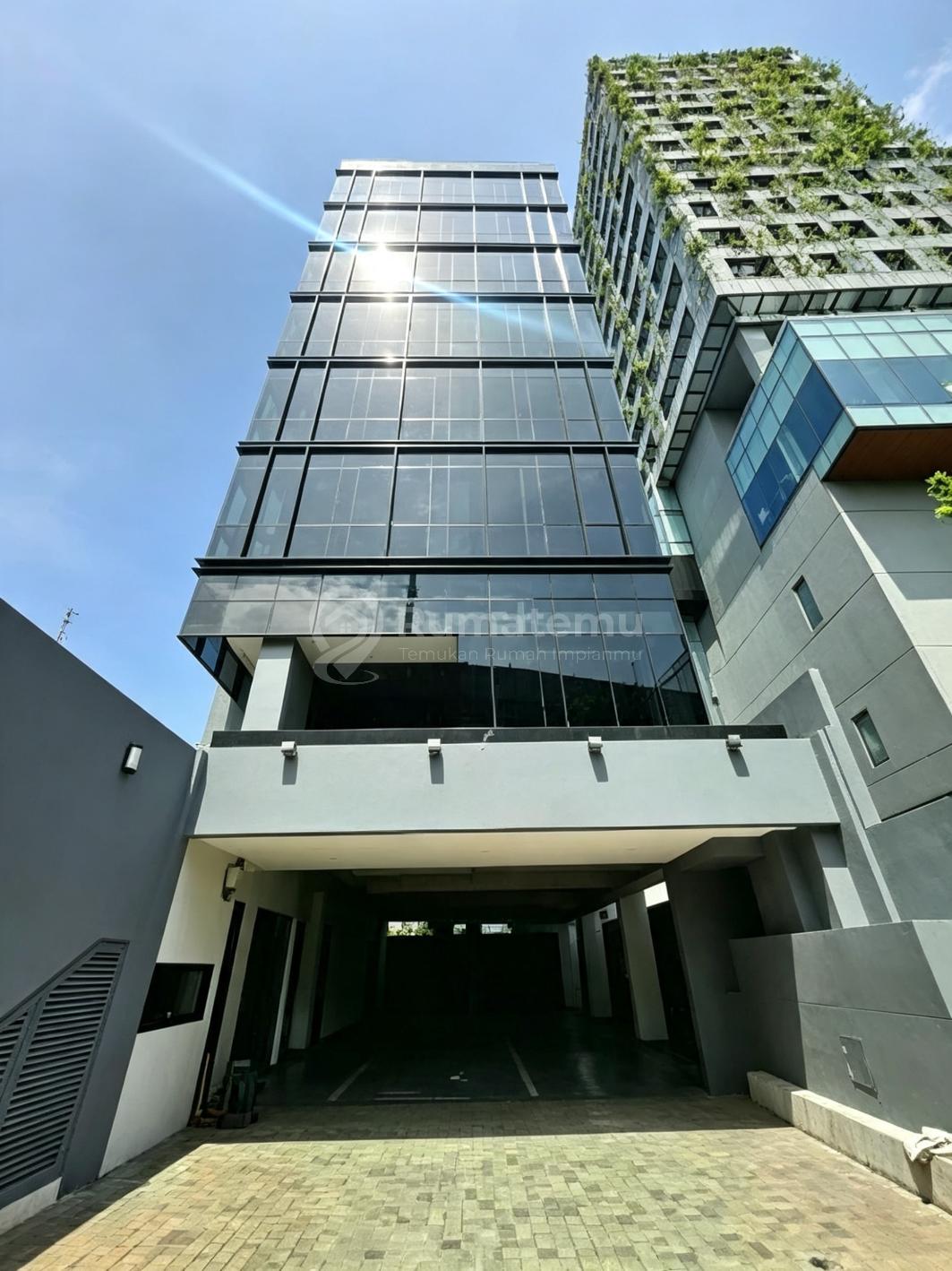 Gedung Baru Dekat Dengan Akses Tol Jorr Di Fatmawati