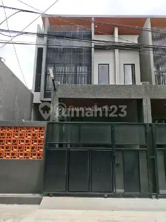 Rumah Baru Cakep Poris Indah Siap Huni Dekat Tol