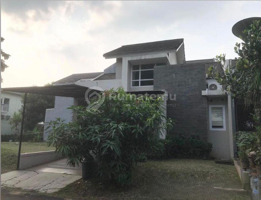  Rumah Nyaman di Bintaro Sektor 9 dengan 2 Kamar Tidur dan Canopy