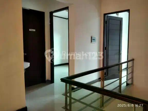 Dijual Rumah di Taman Senayan Bintaro Tangerang Selatan Harga Bagus, Luas Tanah 190M2 Luas Bangunan 350M2 Harga 3,7Miliar