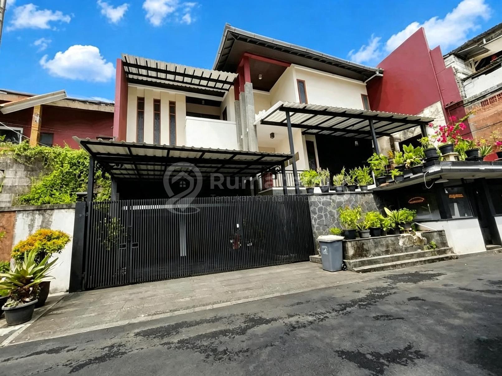 Rumah Mewah + Kolam Renang Dengan Harga Menarik Renang di Bintaro Sektor 9