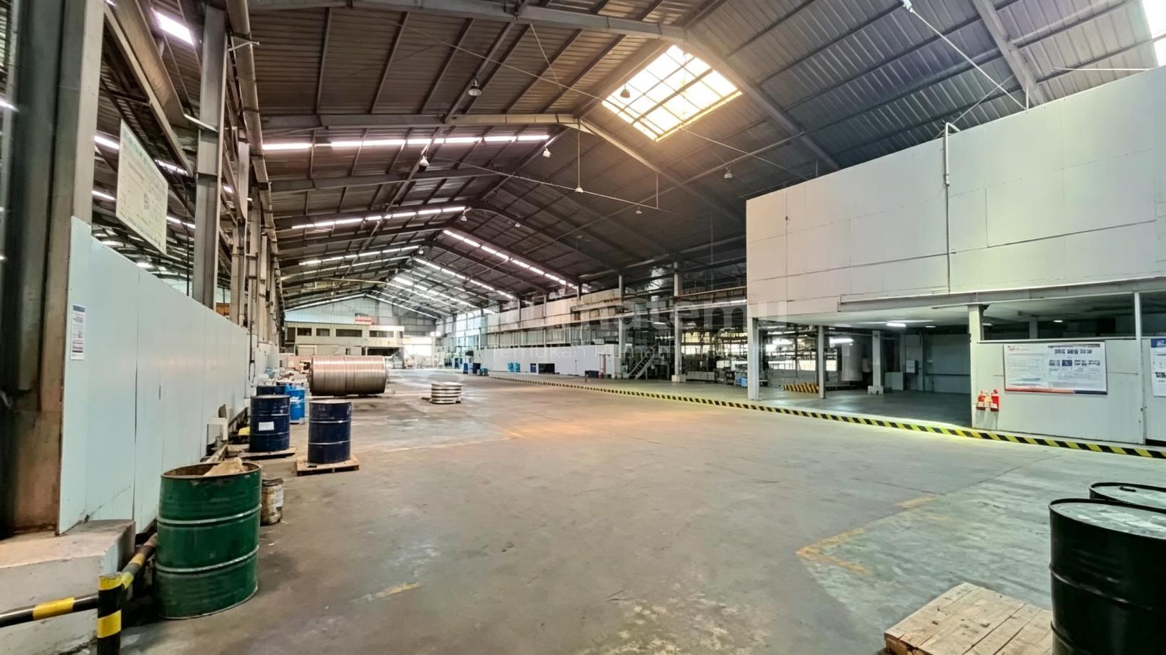 murah! kl cari gedung kantor yang sekaligus bisa untuk produksi dan gudang, disini pasti bagus. Kantor dan Gudang di Ancol Jakarta Utara Dijual Murah, Dibawah Njop
