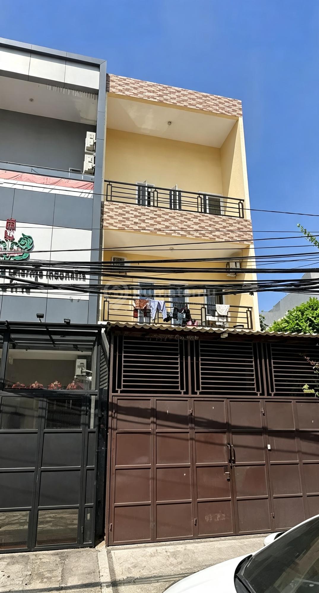 Dijual Rumah 3 Lantai Vikamas Raya Hadap Timur Siap Huni