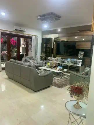 Dekat Puri Mall, Dijual Rumah Siap Huni di Meruya Jakarta Barat