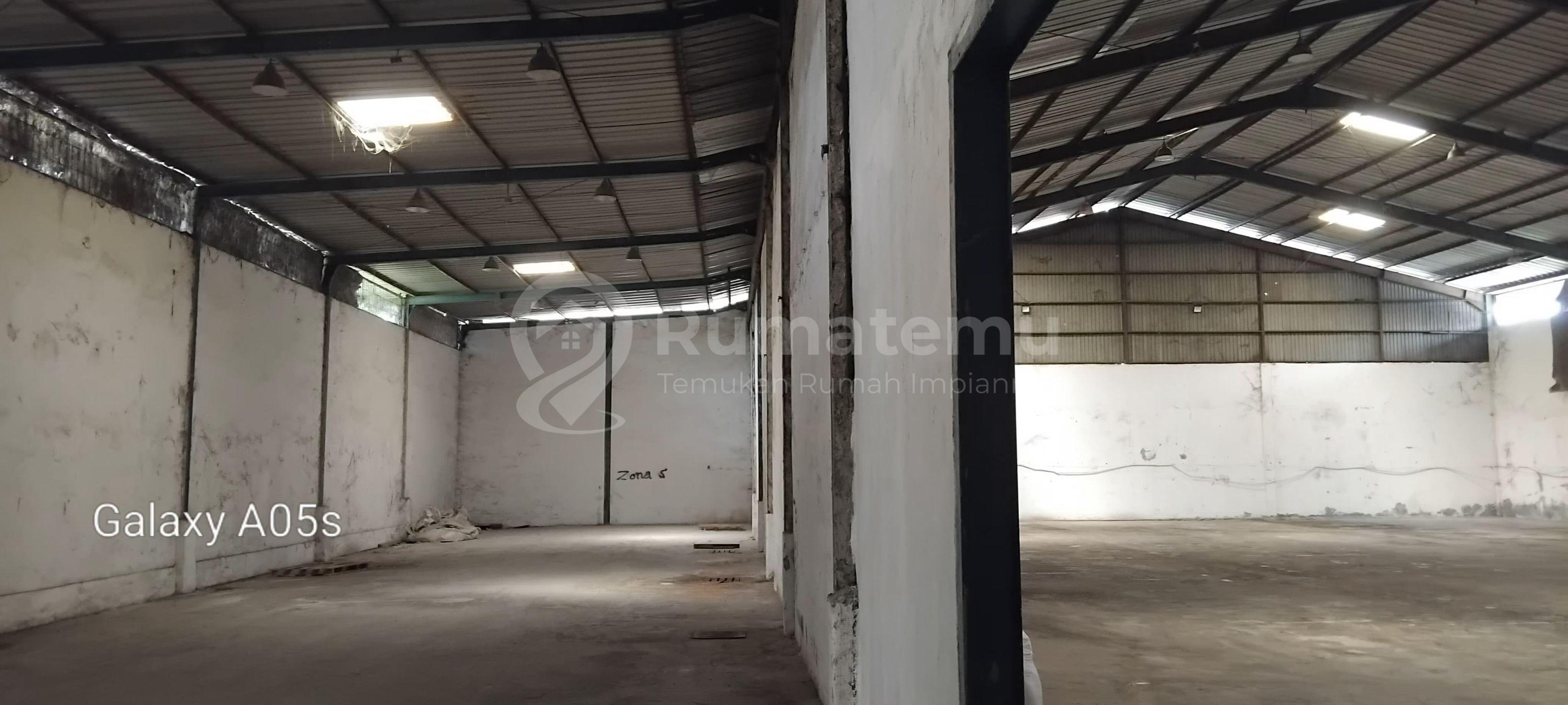 Dijual Gudang Siap Pakai-Cakung Cilincing