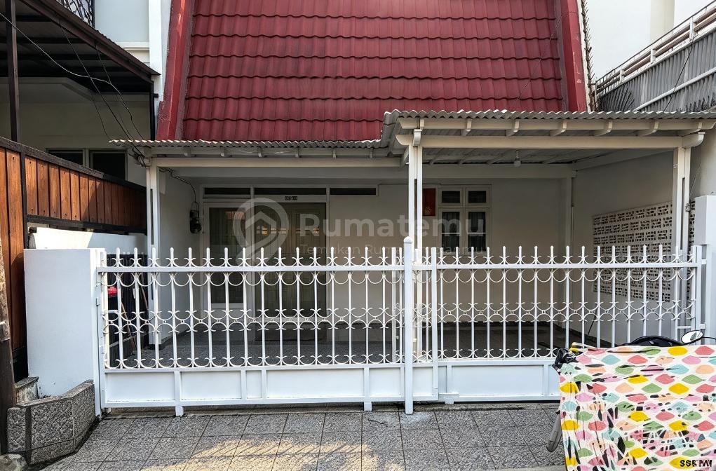 Dijual Rumah Lokasi Strategis Harga Menarik di Pondok Indah