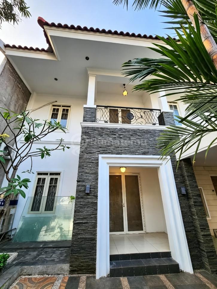 Dijual Rumah 2 Lantai Siap Huni di Cempaka Putih Jakpus R2413 Semi Furnished