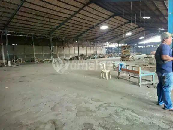Gudang Marunda Siap Pakai Bebas Banjir Bentuk Tanah Segi Empat