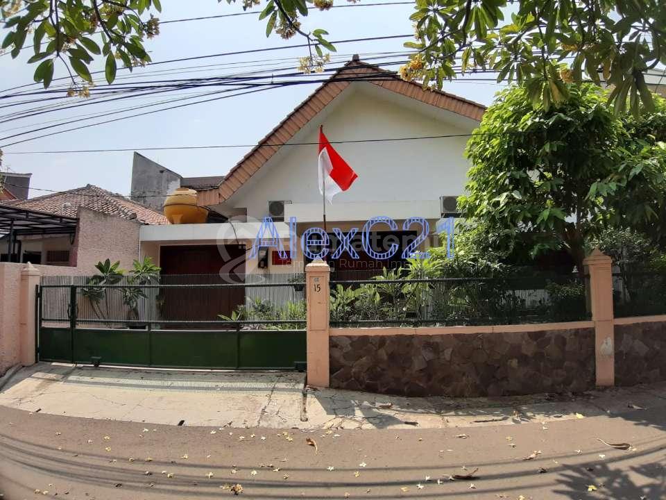 Dijual rumah Hadap Selatan Akses jalan 2 mobil di area Senopati SCBD, Petogogan, Kebayoran Baru