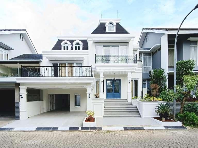 Dijual turun harga rumah American Classic semi furnish di Sektor 7 Bintaro TF8 1508