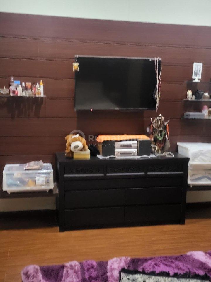 DIJUAL RUMAH MEWAH 2 LANTAI DI KOMPLEK MEKAR WANGI – BANDUNG