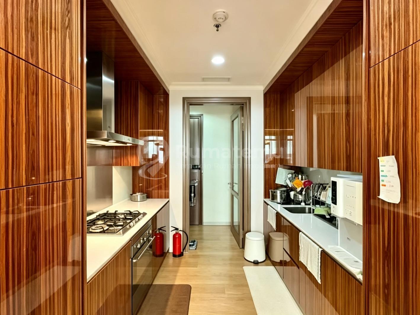 Dijual Cepat: 2Br Botanica Apartment - Furnished & Unit Terawat
