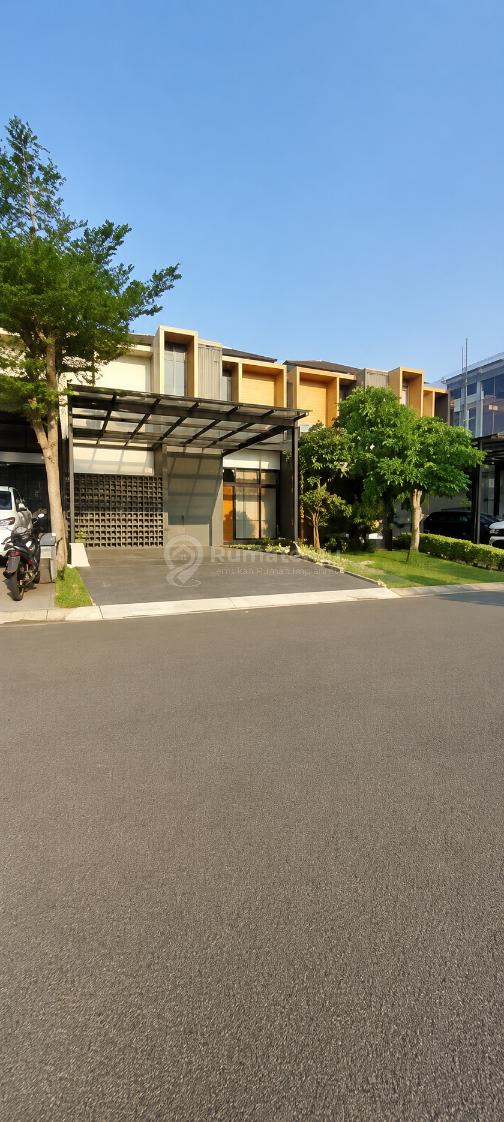 Rumah 2 Lantai Siap Huni Ingin Cepat Transaksi Alam Sutera
