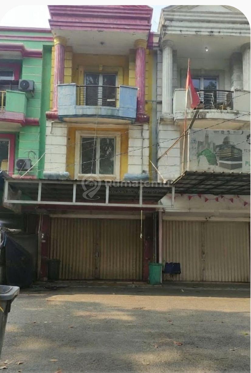 Ruko Strategis 2,5 Lantai Pinggir di Jalan Raya Harapan Indah, LT 75 m² LB 127 m², SHM