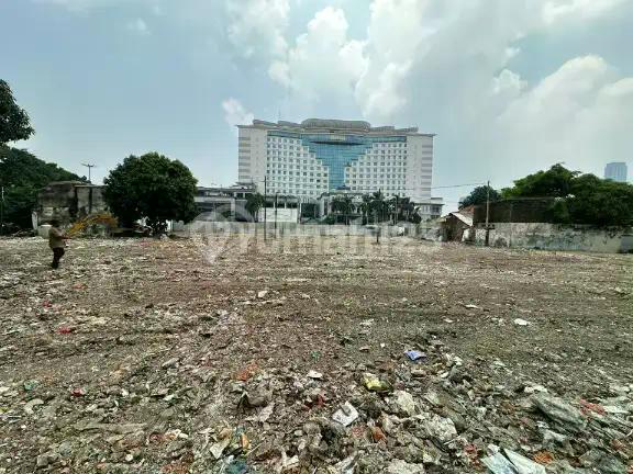 Tanah Komersial Kemayoran depan Jalan Raya