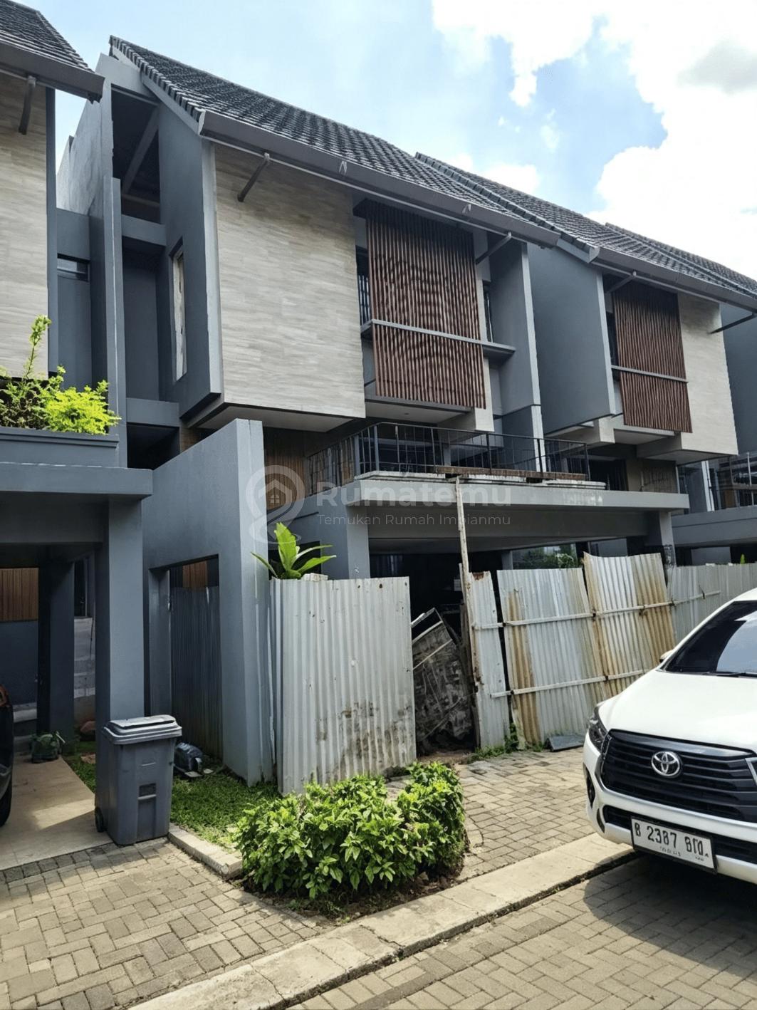 Dijual Rumah di Quantis Signature BSD