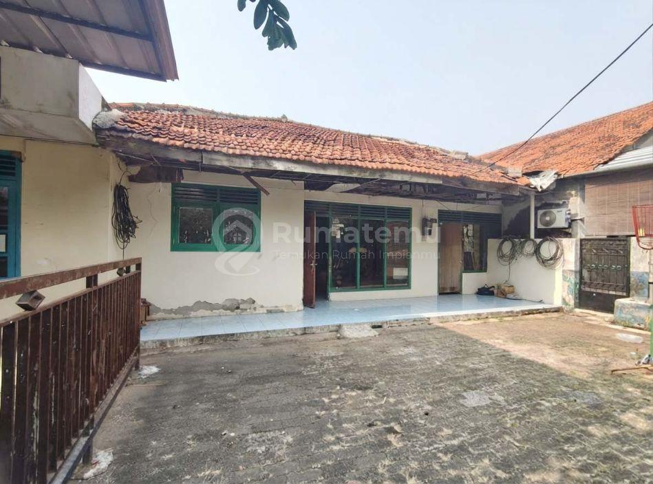 Bangunan Lama Di Lokasi Strategis, Akses Mudah