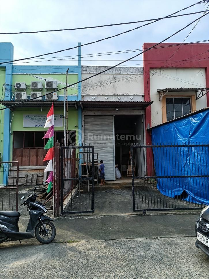 Jual Gudang Kbc Kamal Luas 300 Meter 2 Lantai Ada Lift Barang Siap Pakai