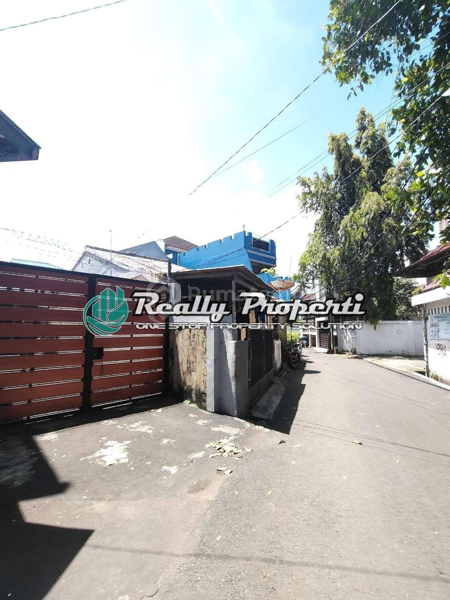 Dijual Rumah 2 Lantai Perlu Renovasi Di Pinang Ranti Makasar Jakarta Timur
