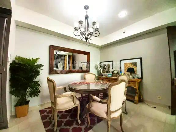 Disewakan Kemang Village Residence 2 BR, Private Lift