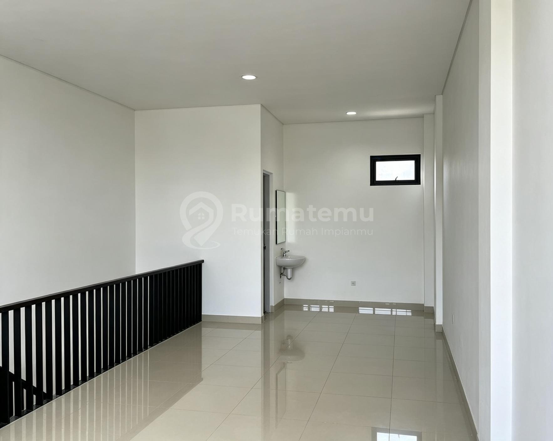 Disewakan Ruko Enchante Business Park, BSD