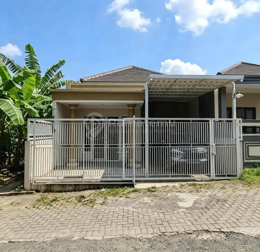 Rumah 5 KT Bagus Semi Furnished di Jangli Semarang Dekat Mondial