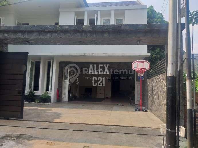 Jual rumah + swimming pool di Kemang Bukit Arco, Mampang Prapatan, Jakarta Selatan