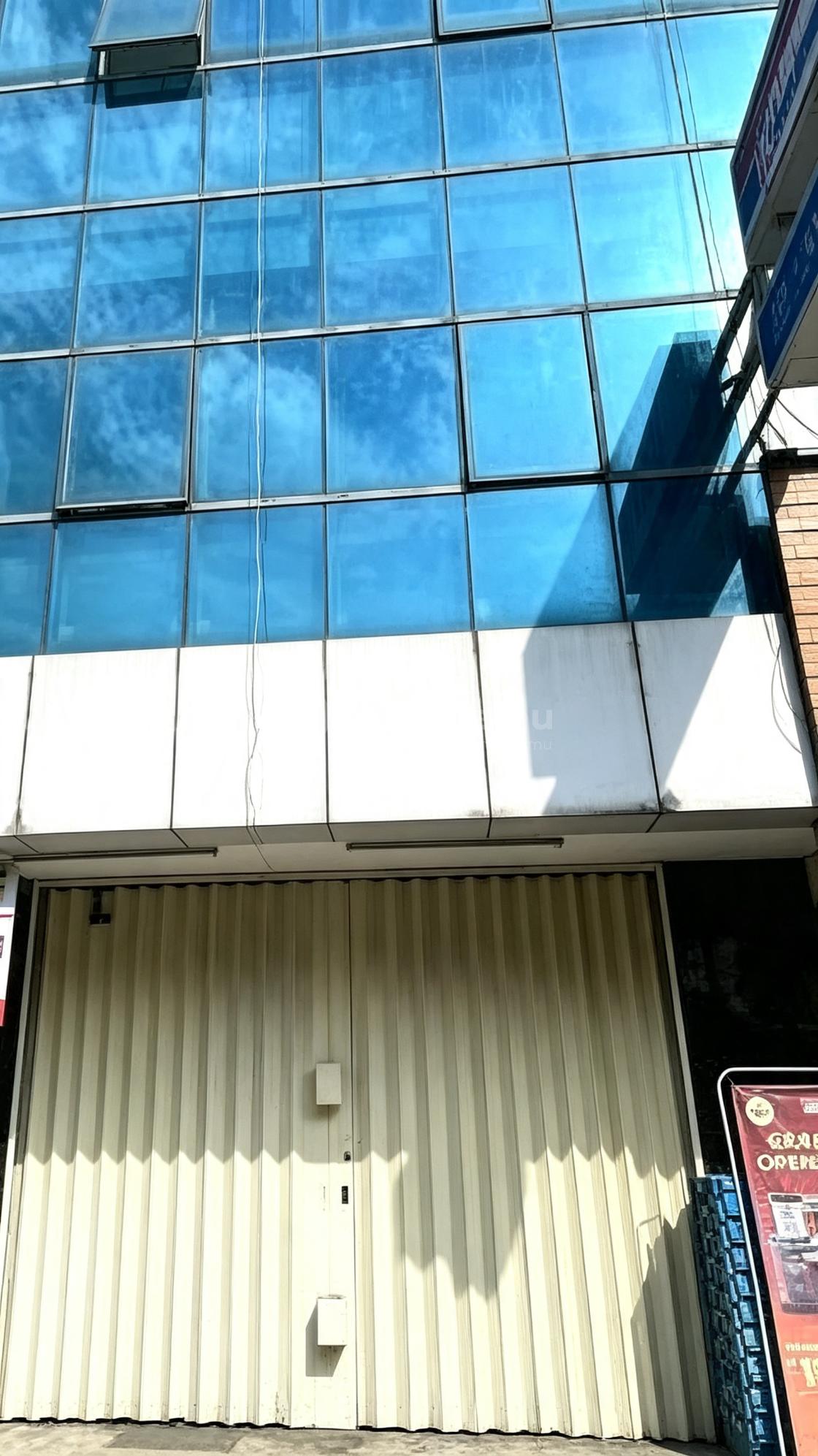 Disewakan Ruko 3 Lantai Taman Tekno