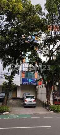 Turun Harga! Dijual Cepat Ruko 5,5 Lantai di Jl. Melawai, Jaksel