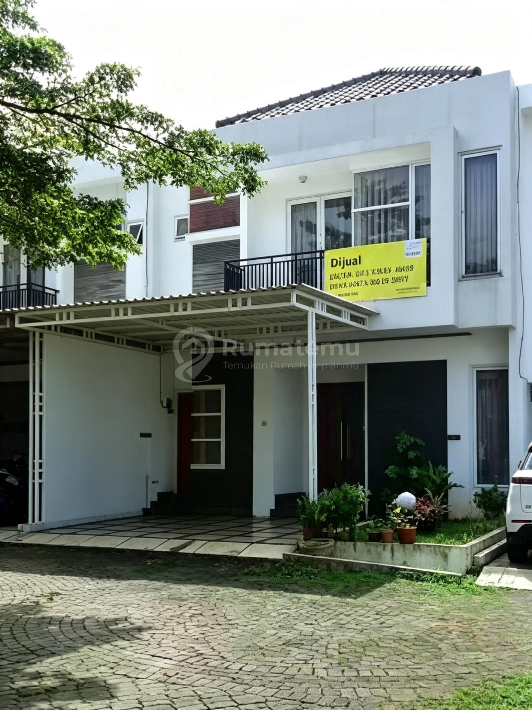 Modern Tropical Townhouse In Jati Mekar -Jatiasih, Bekasi