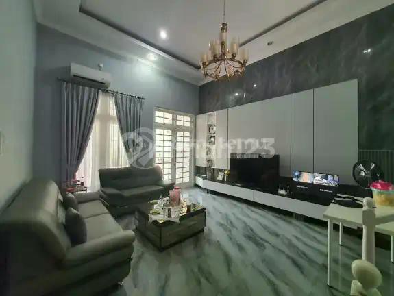 For Salle Rumah Baru W Classic D Cipete Jakarta Selatan