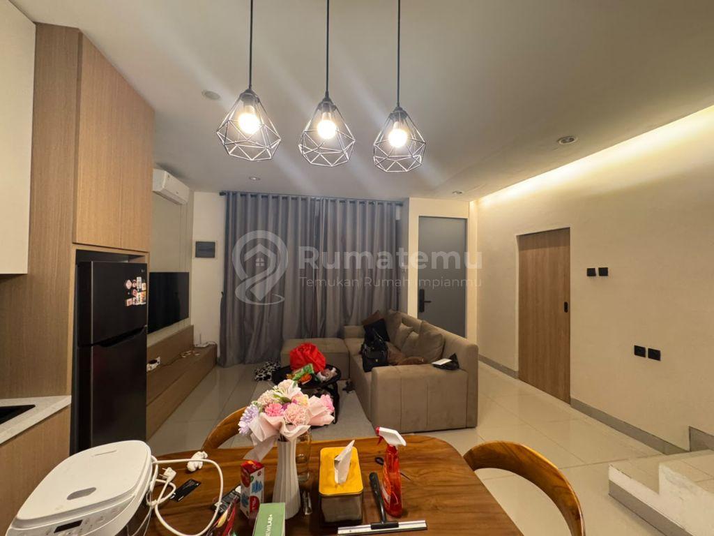 Di Jual Rumah Modern Full Furnished Siap Huni di Asera Nishi Kota Harapan Indah – Tinggal Bawa Koper!