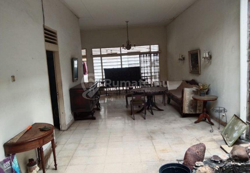 DIJUAL RUMAH TUA DI DAERAH KEBAYORAN BARU