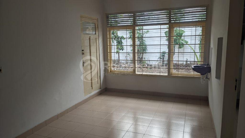 DI SEWAKAN RUMAH MURAH PASIRKALIKI BANDUNG