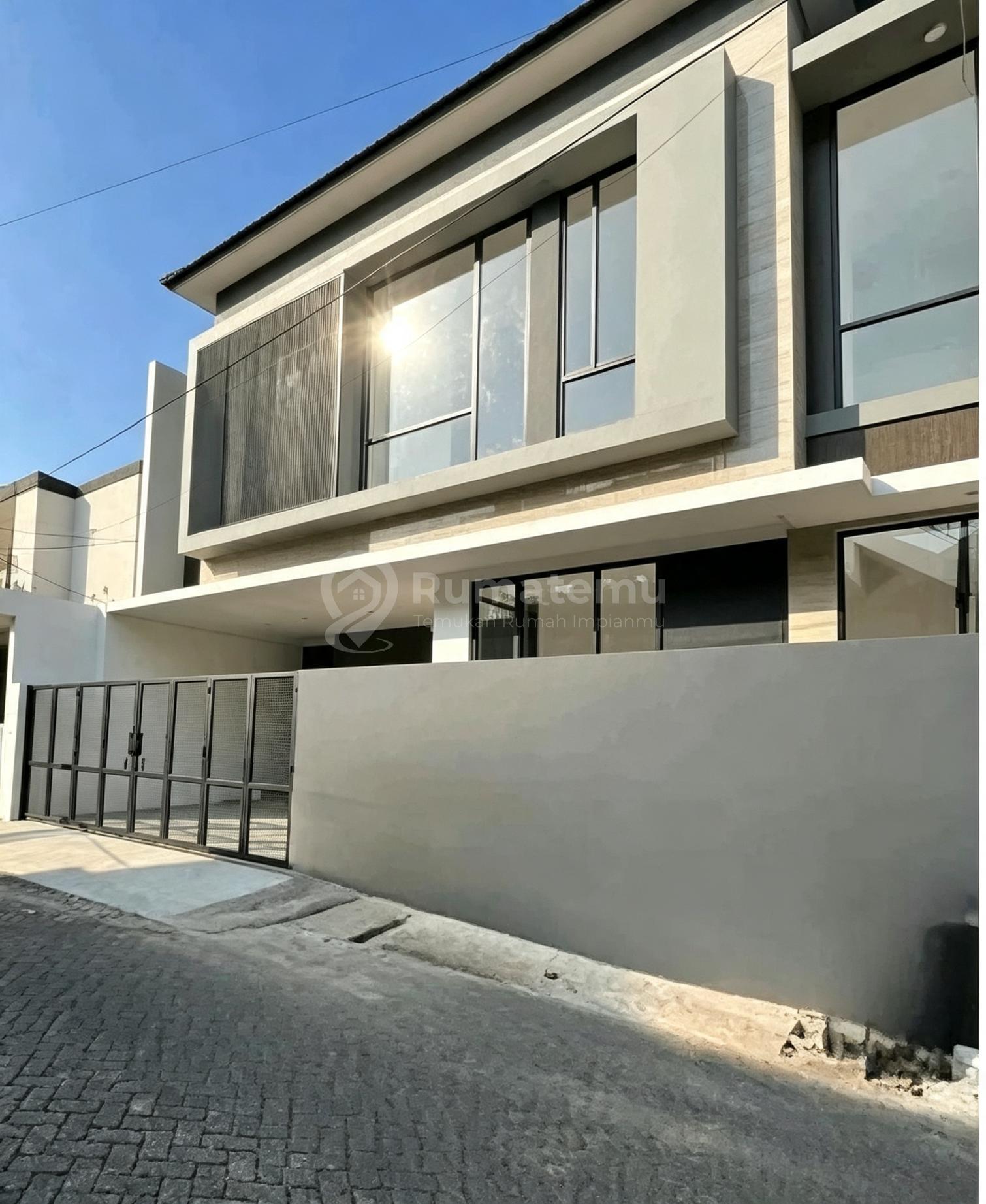Dijual Rumah Baru Modern Dalam Komplek Tropical di Sektor 9 Bintaro Jaya