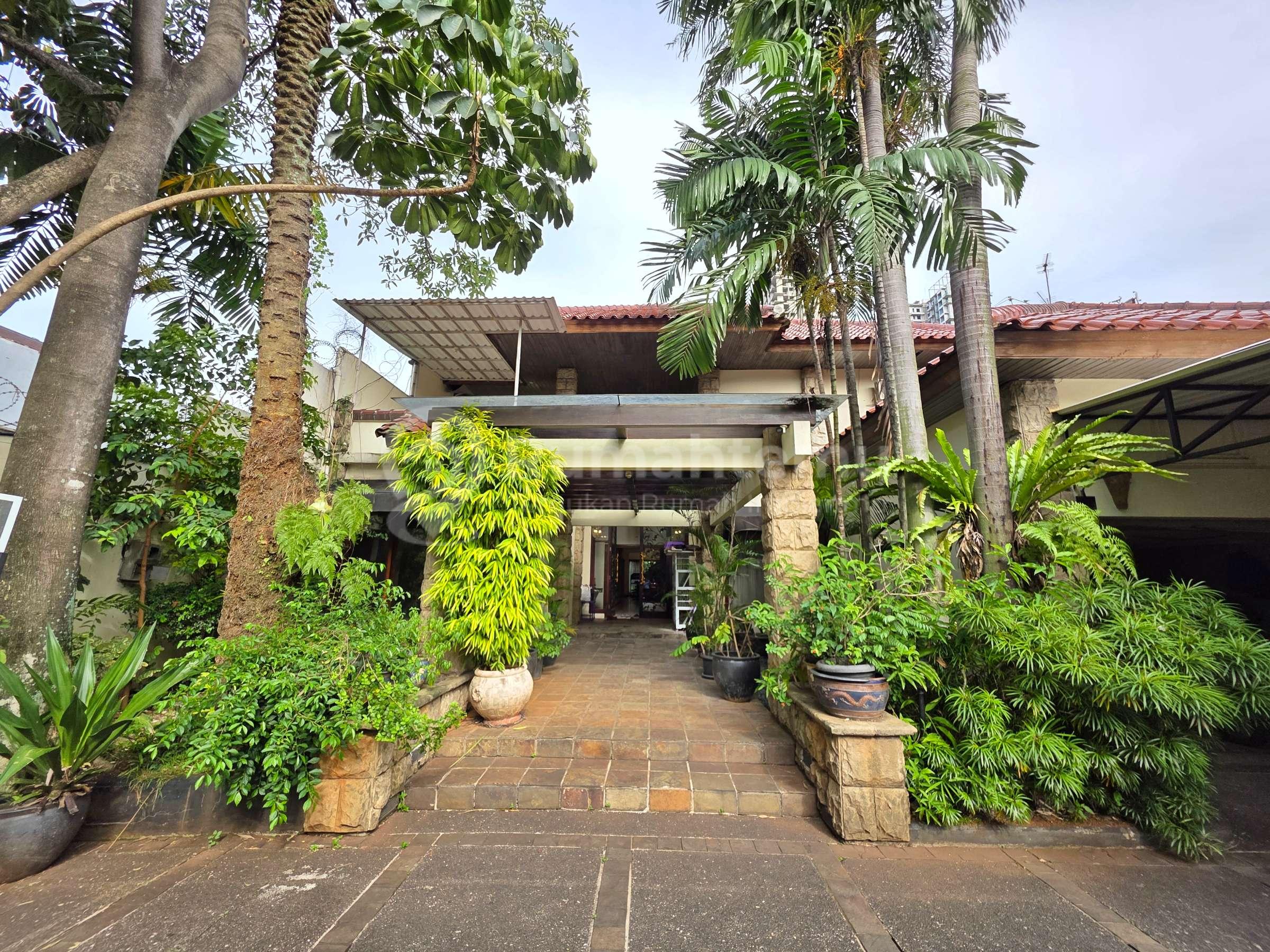 Rumah Minimalis Di Cilandak Dekat Kemang, Cilandak, Jakarta Selatan