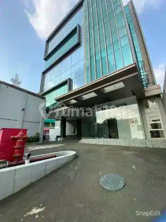 Gedung 6 lantai siap pakai Mampang Jakarta Selatan