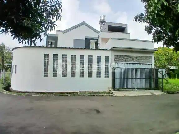 Di Jual Rumah Hook di Taman Semanan Indah Jakbar