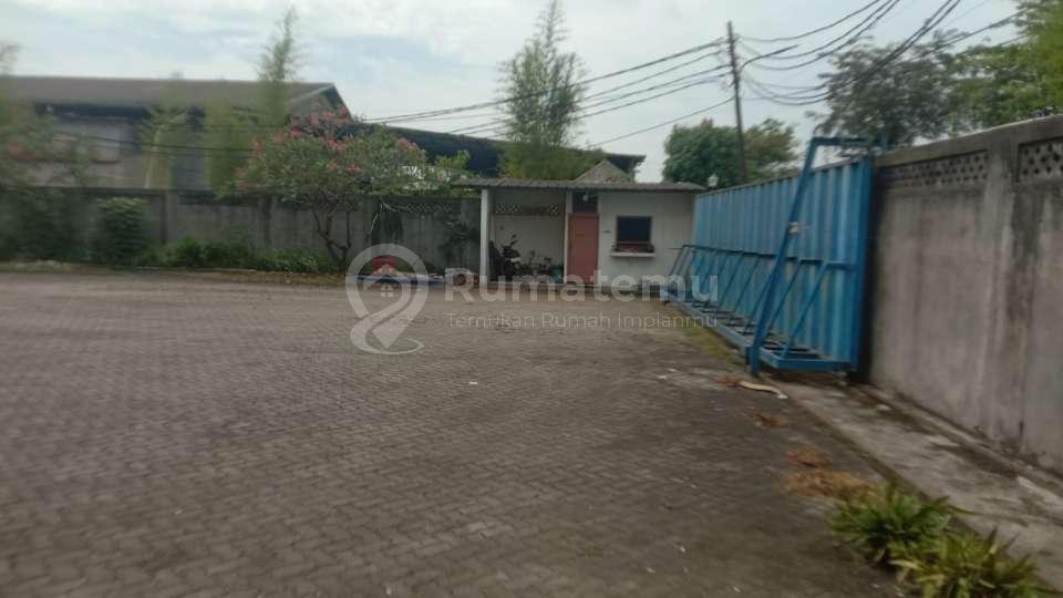 Di jual eks pabrik di Sepatan Tangerang 