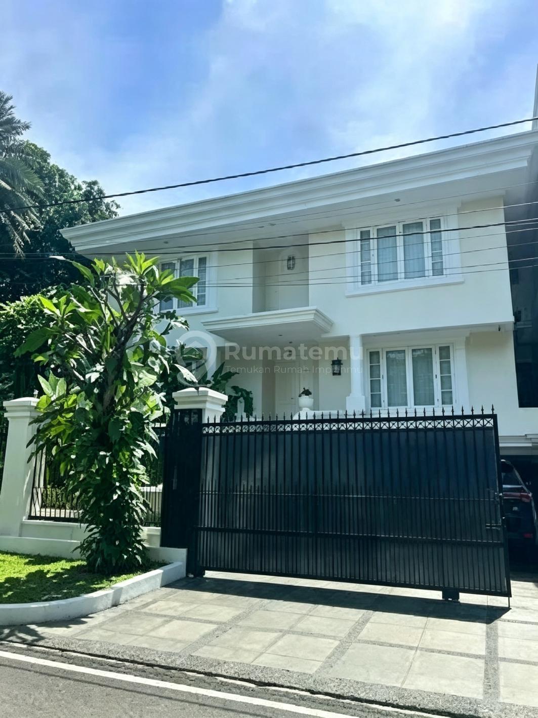 Disewakan Rumah Bagus Siap Huni Atau Semi Furnished Dpondok Indah Jakarta Selatan