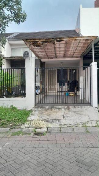 Disewakan rumah di alam galaxy Surabaya barat